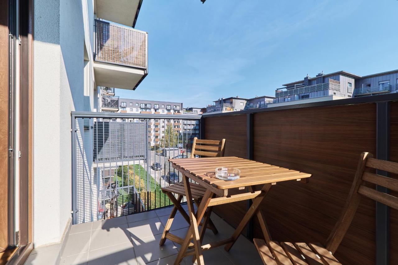 Nowa Teczowa Apartments Promenada Staromiejska By Noclegi Renters Wrocław Eksteriør billede