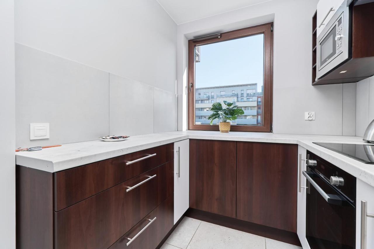 Nowa Teczowa Apartments Promenada Staromiejska By Noclegi Renters Wrocław Eksteriør billede