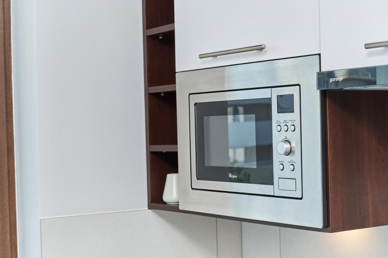 Nowa Teczowa Apartments Promenada Staromiejska By Noclegi Renters Wrocław Eksteriør billede